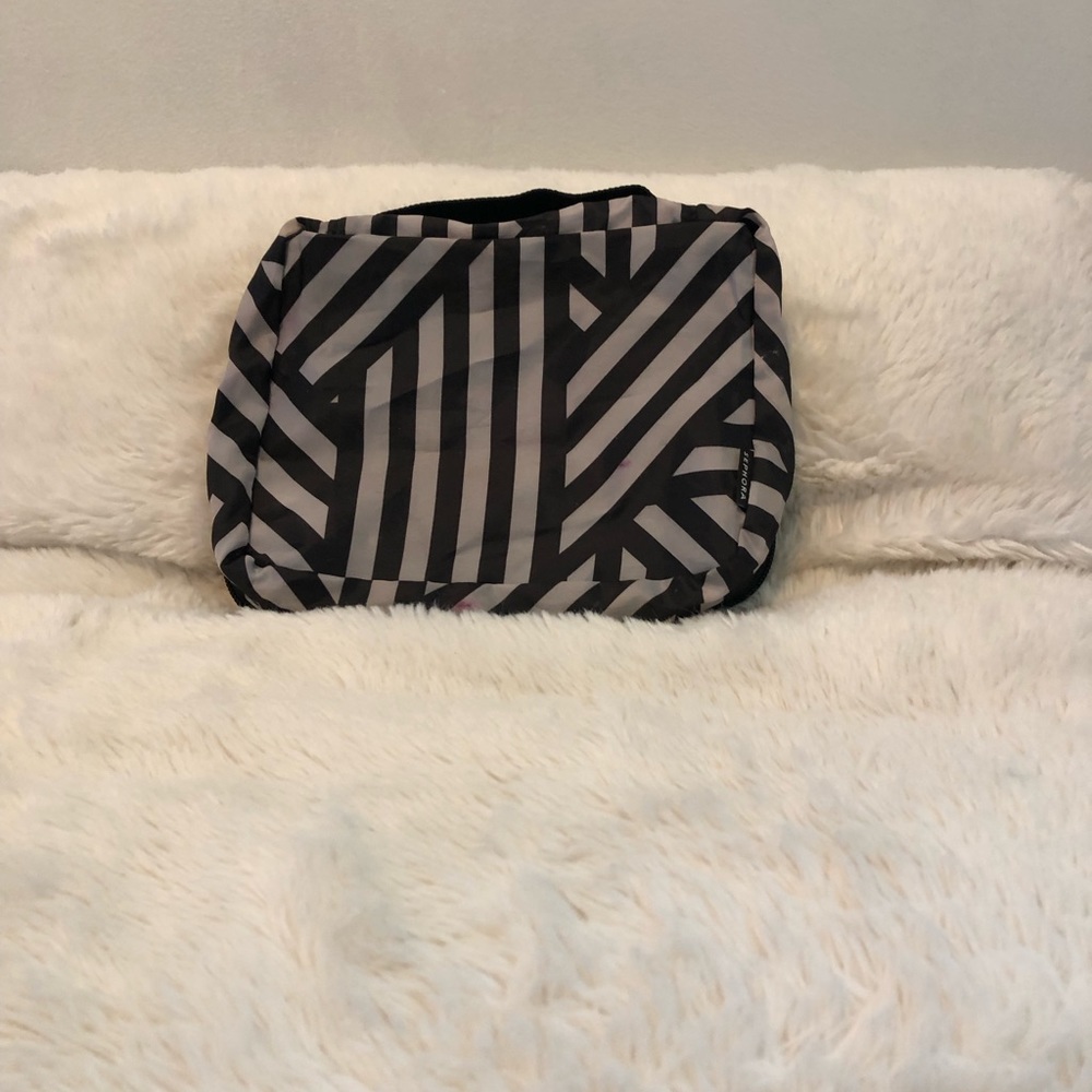 Makeup/skincare pouch!